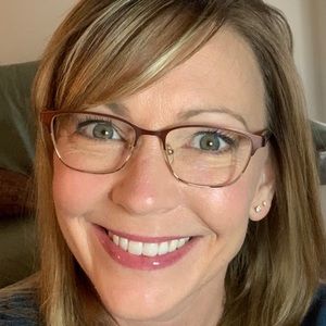 Meet your Posher, Dana